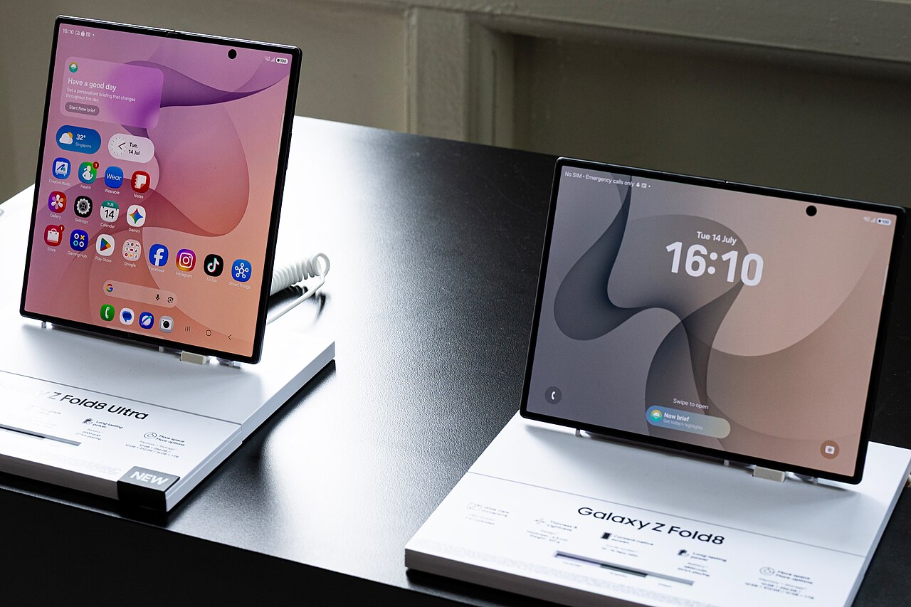 Galaxy Z Fold 8: The Wrong Assumptions and Clear Risks