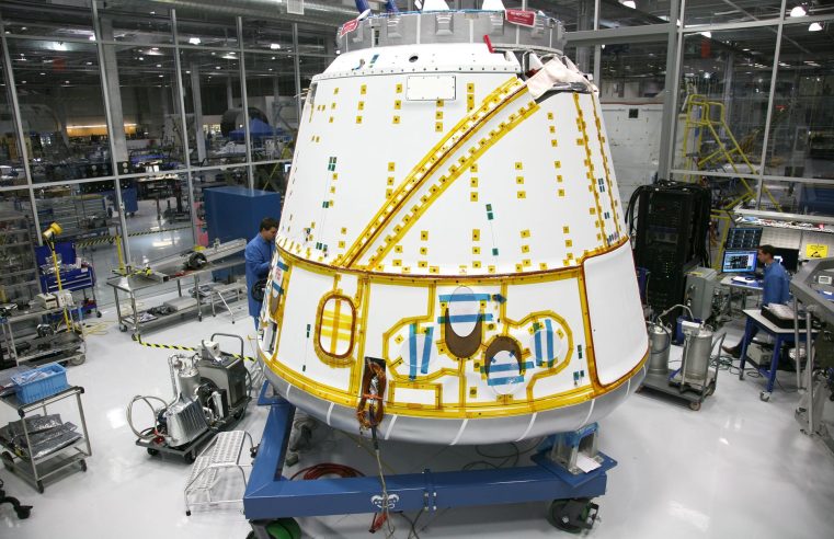 satellite manufacturing Berlin
